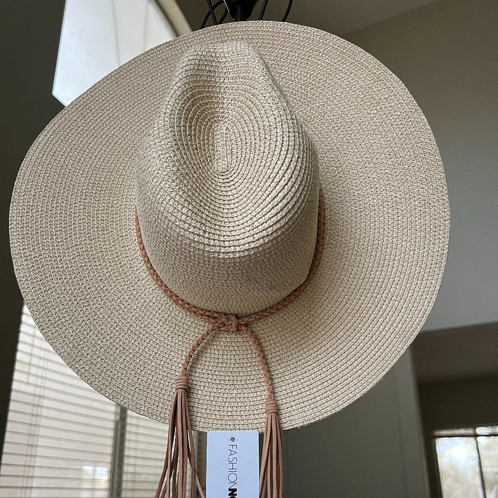Hat - Picture 4 of 4